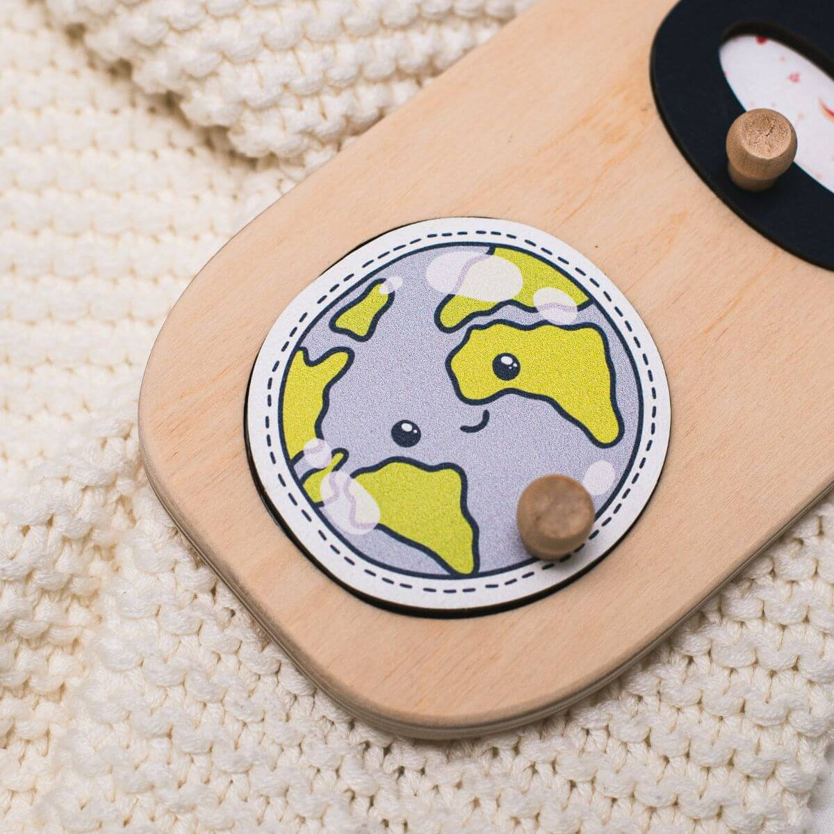 Wooden Planet Puzzle