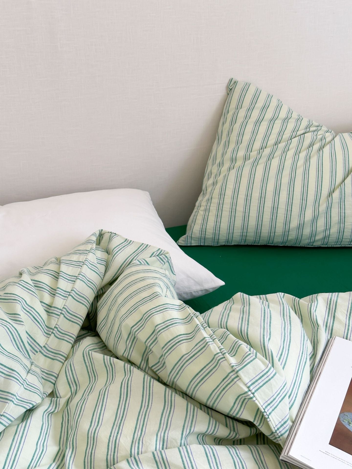 Refreshing Stripe Bedding Set / Blue Single