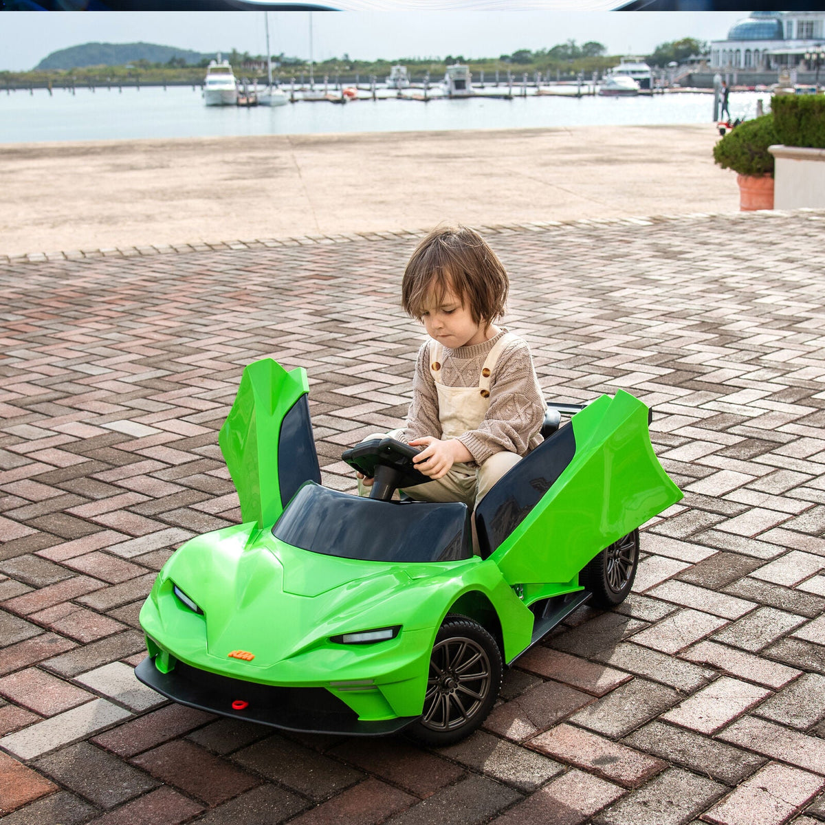 Remote Control Electric Ride-On Car with MP3 Player and LED Lights - Green