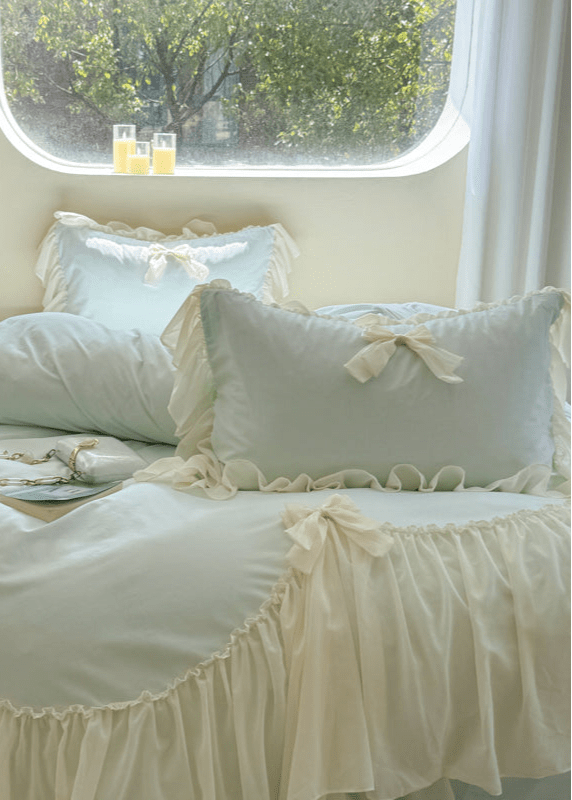 Ribbon Bow Airy Lace Bedding Set / Blue