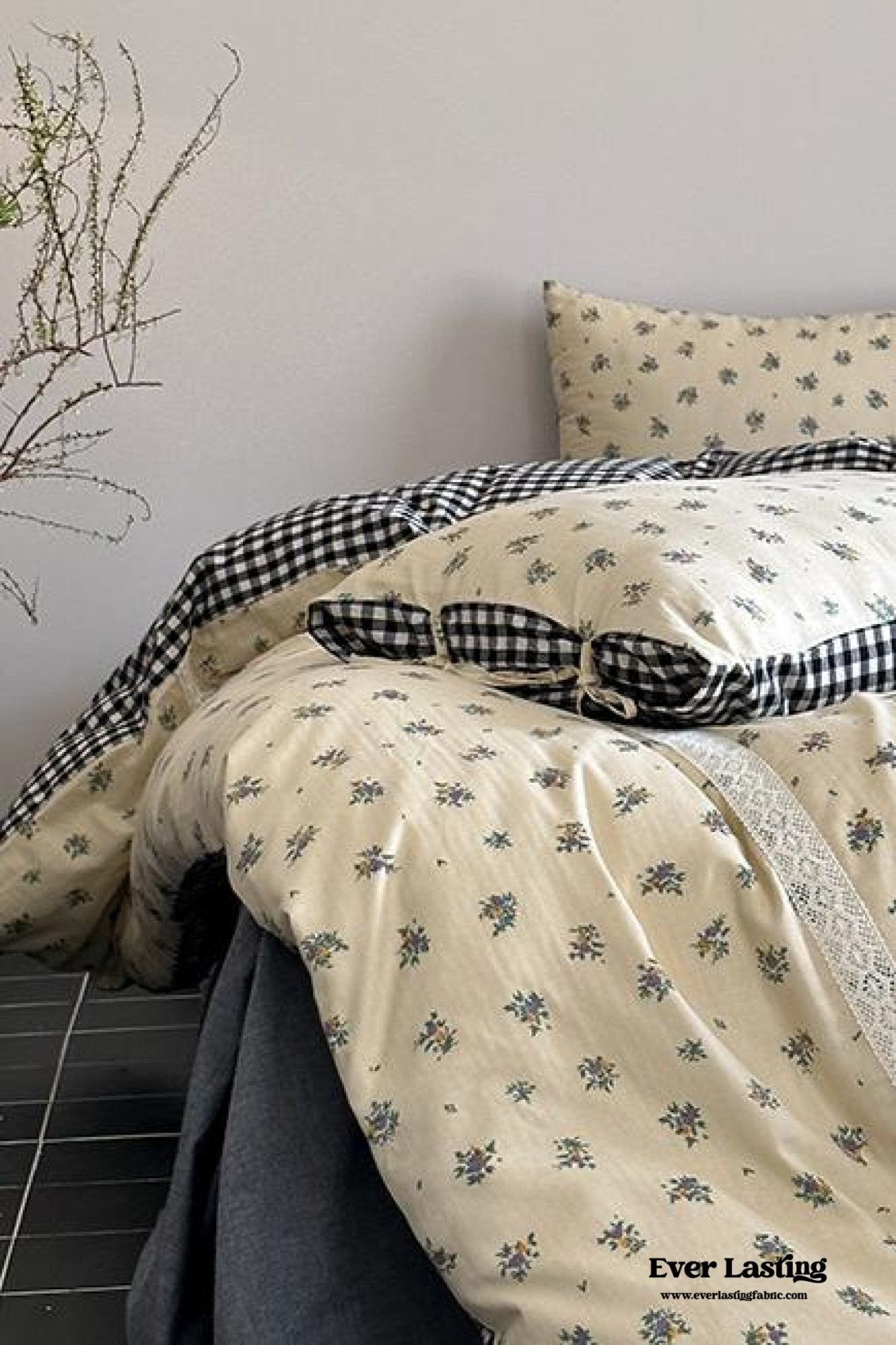 Rosalie Floral Lace Gingham Bedding Set / Pink