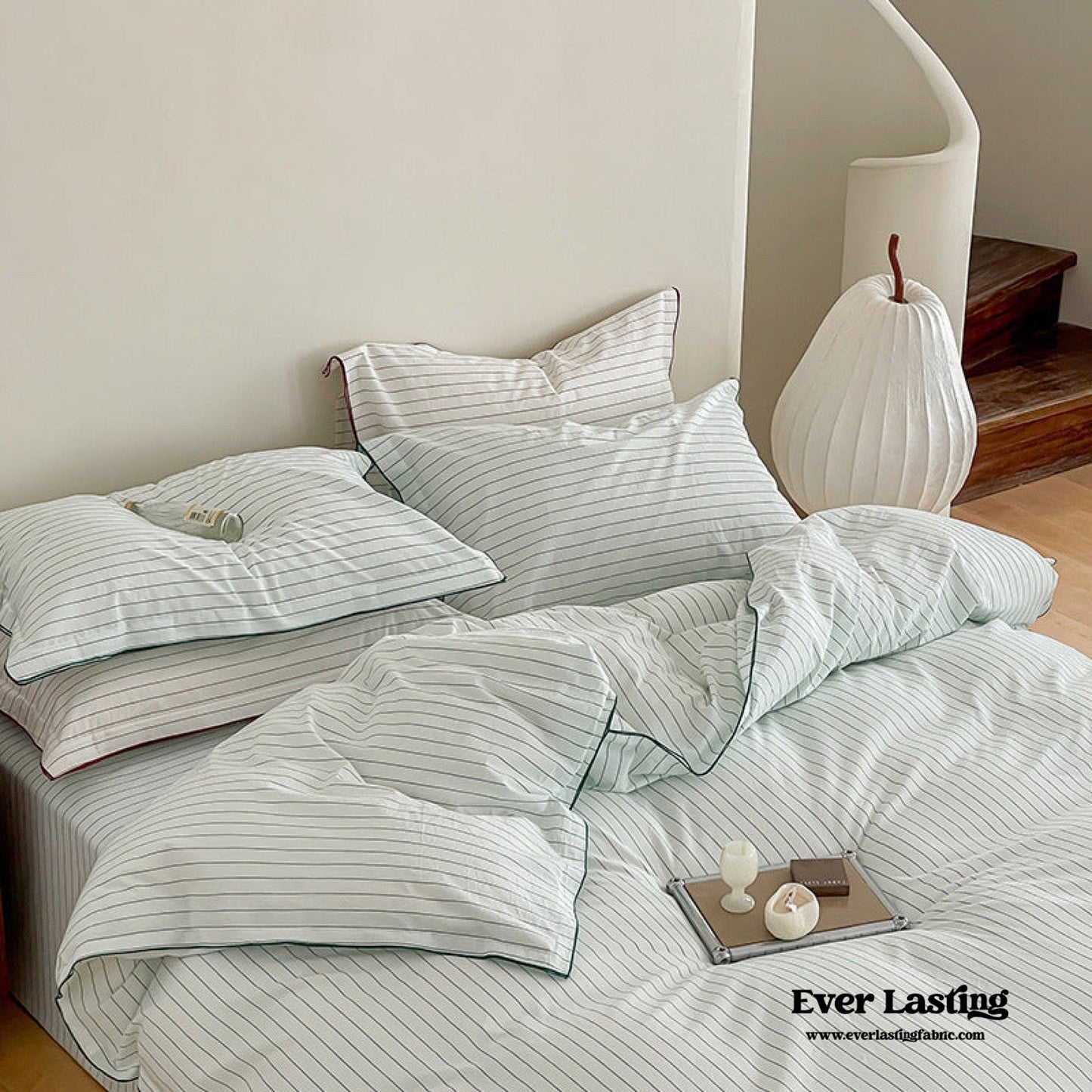 Scandinavian Overlock Striped Bedding Set / Gray