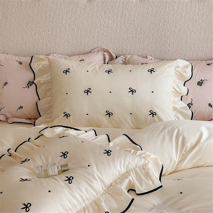Silky Ribbon Ruffle Bedding Set / Cream White