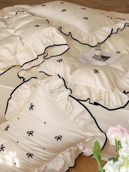 Silky Ribbon Ruffle Bedding Set / Cream White
