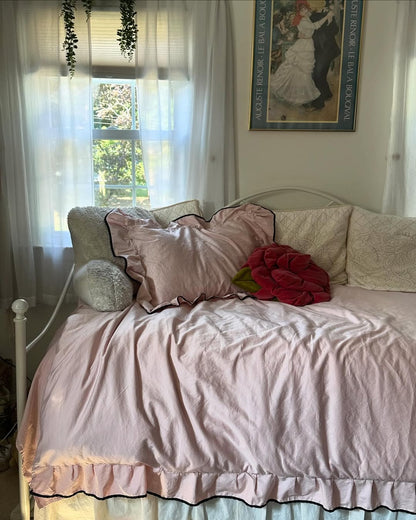 Silky Ruffle Bedding Set / Rust Pink