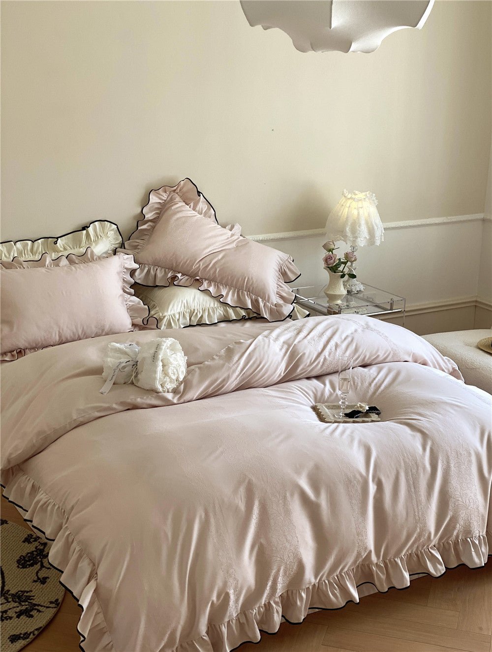 Silky Ruffle Pillowcases