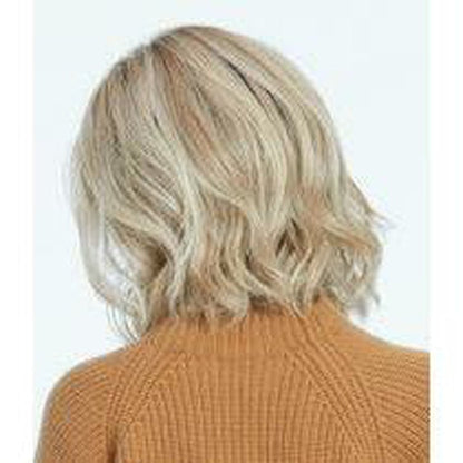 Raquel Welch Simmer Wig, New With Tags