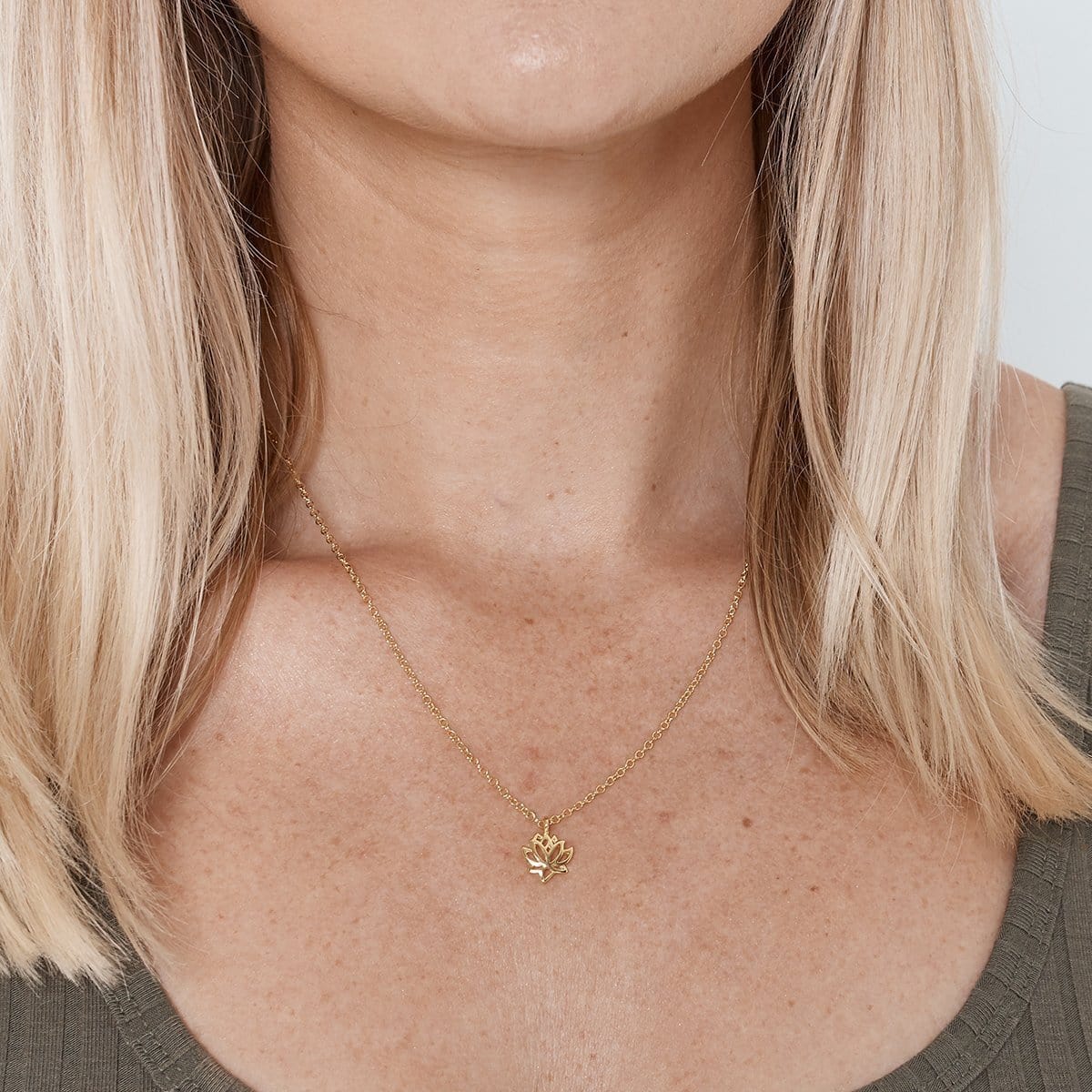 Sisters Lotus Necklace