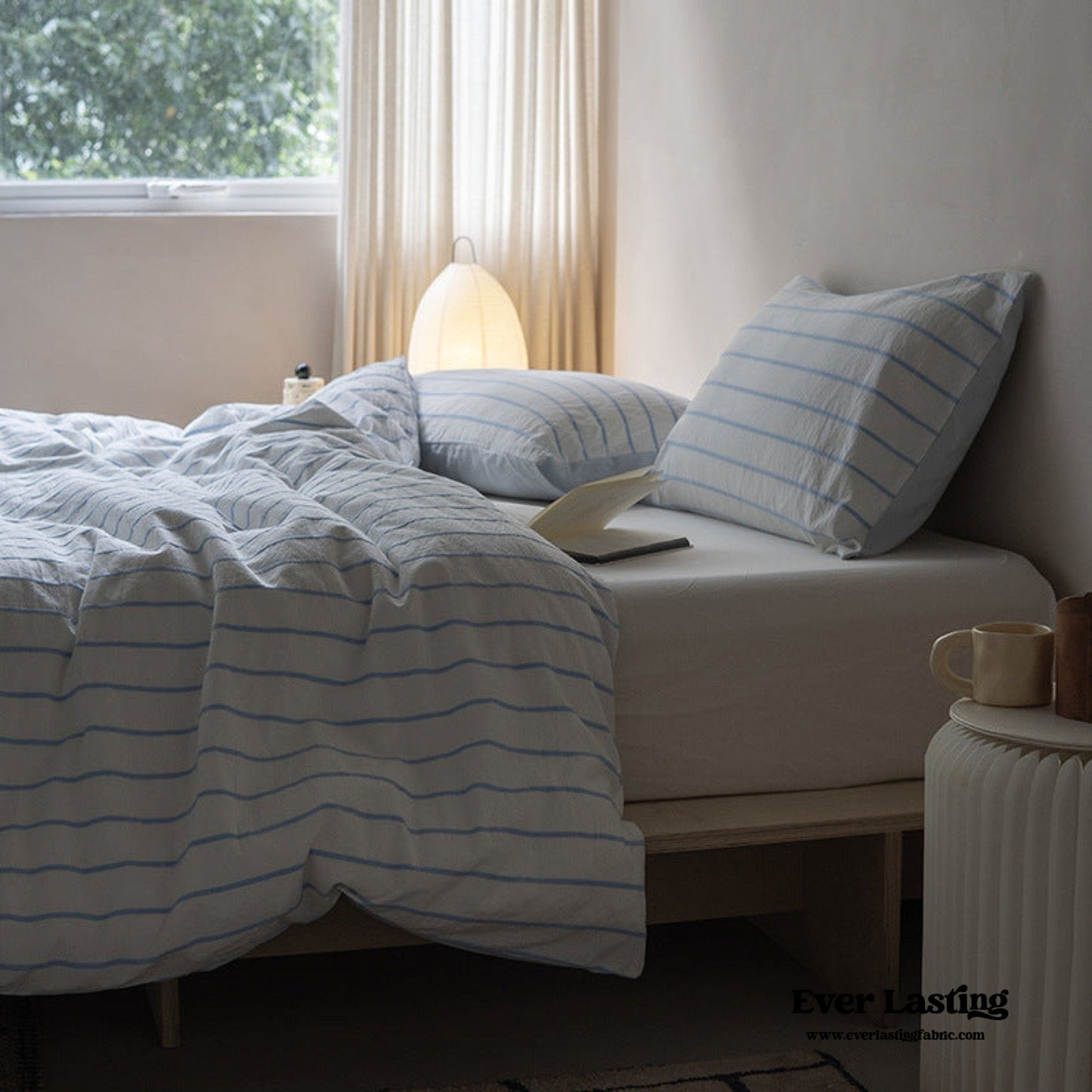 Skye Refreshing Striped Bedding Set / White