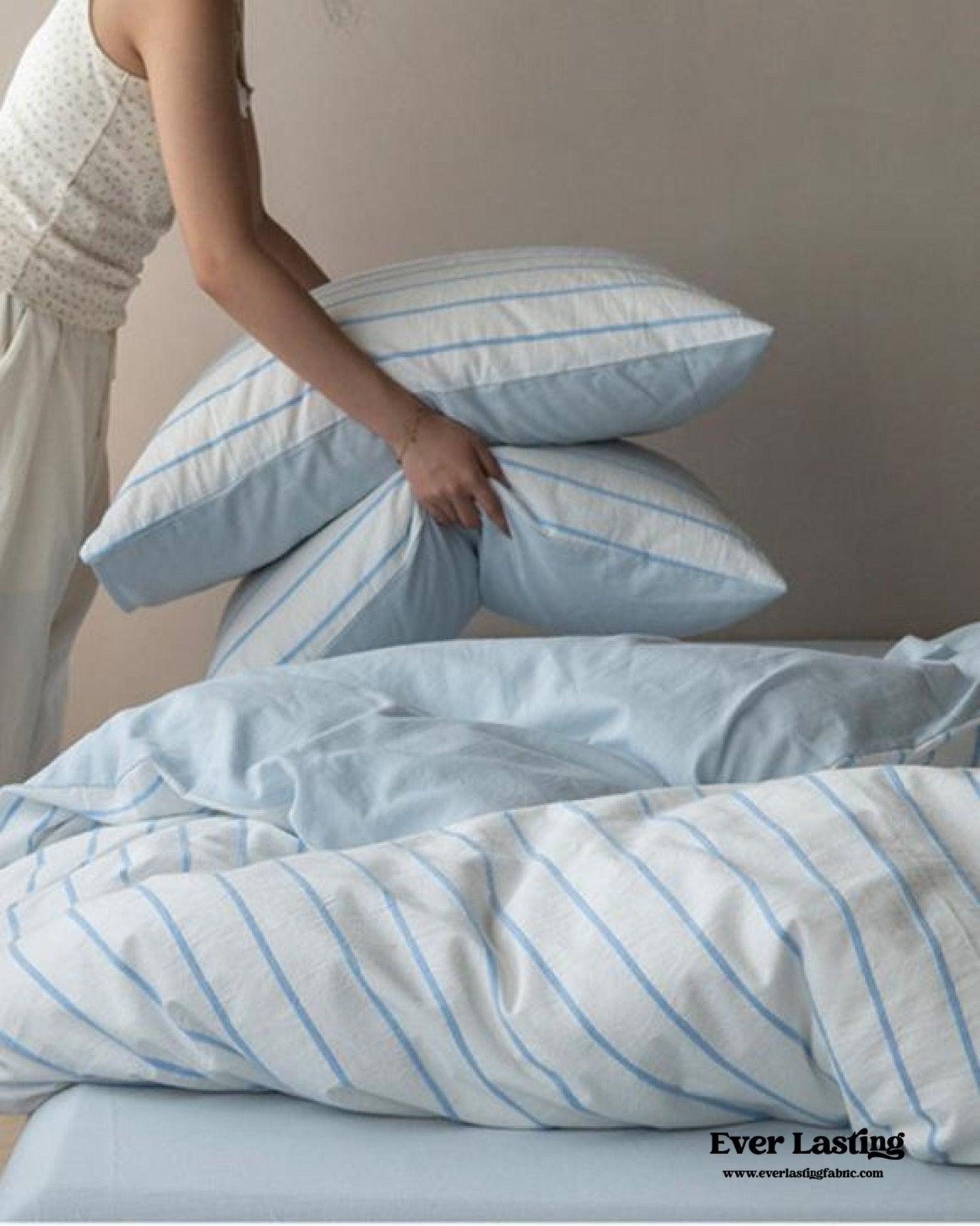 Skye Refreshing Striped Bedding Set / White