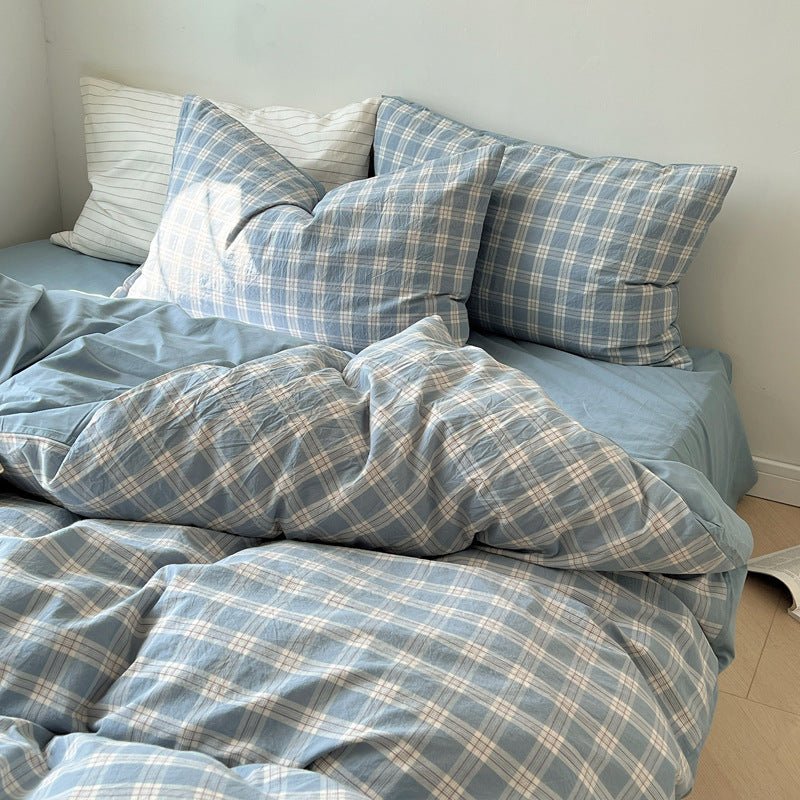 Soft Blend Plaid Bedding Set / Gray