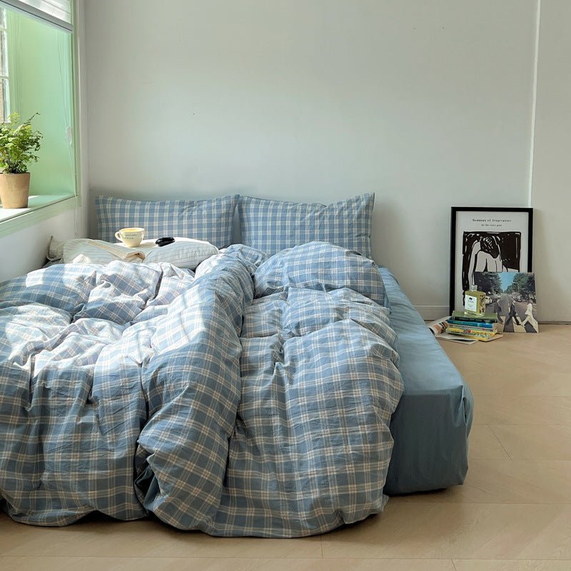 Soft Blend Plaid Bedding Set / Pink