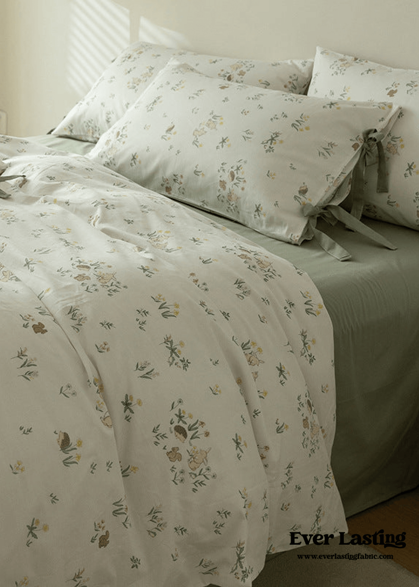 Soft Cottage Blue Ribbon Bedding Set / Blue