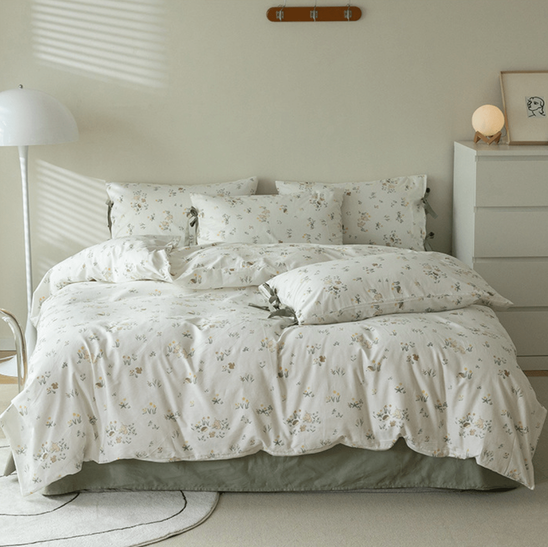Soft Cottage Blue Ribbon Bedding Set / Blue