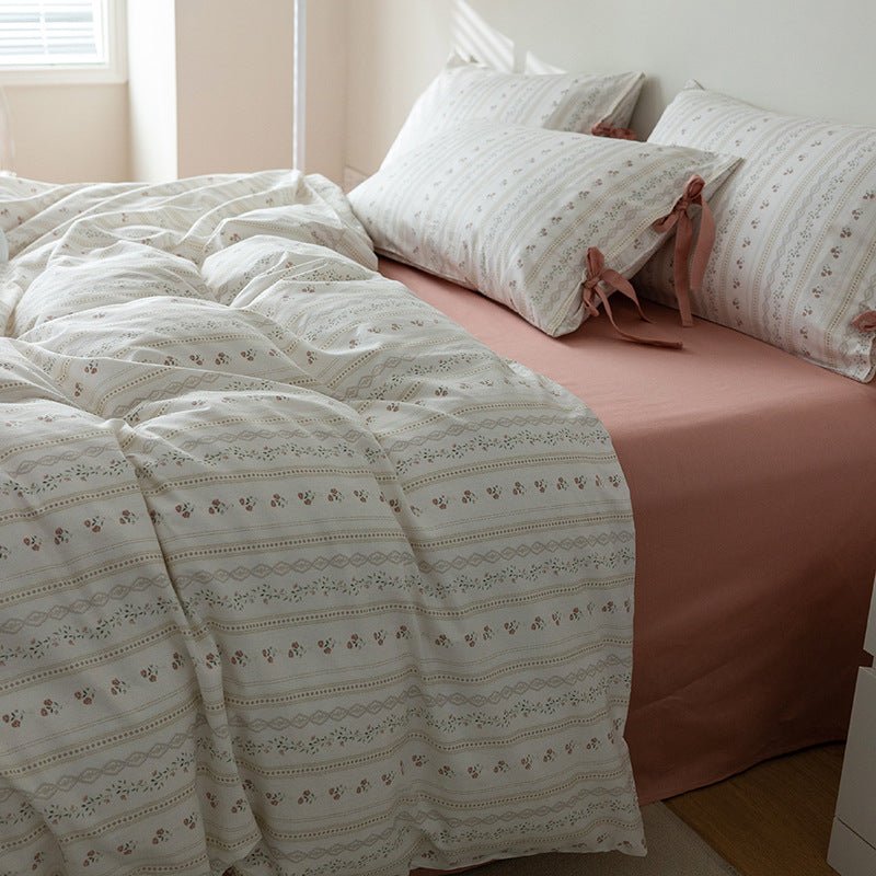 Soft Cottage Blue Ribbon Bedding Set / Blue