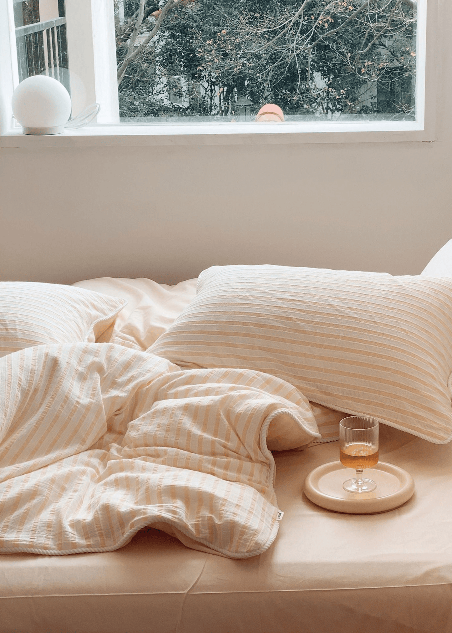 Soft Jacquard Bedding Set / Yellow