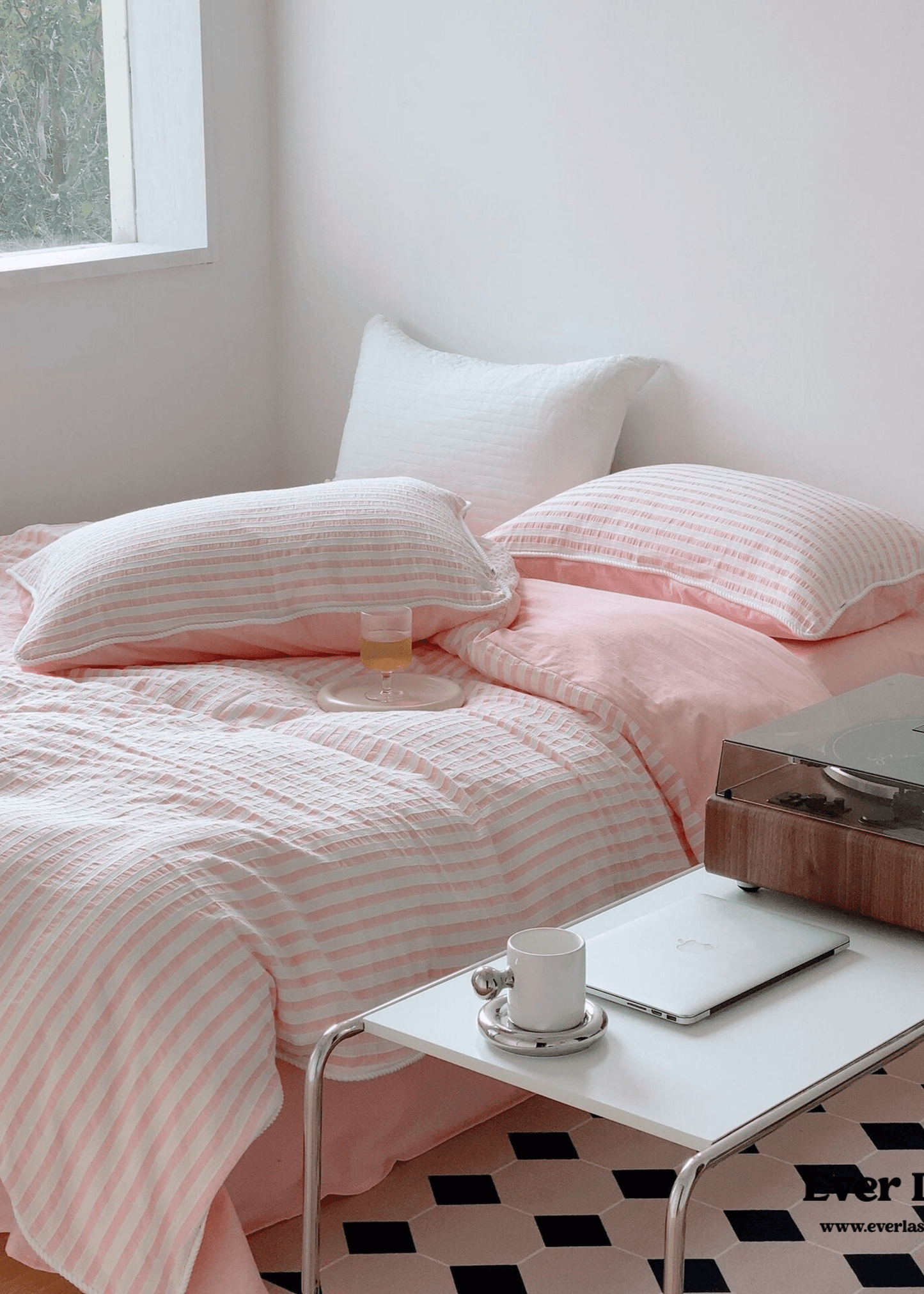 Soft Jacquard Bedding Set / Yellow