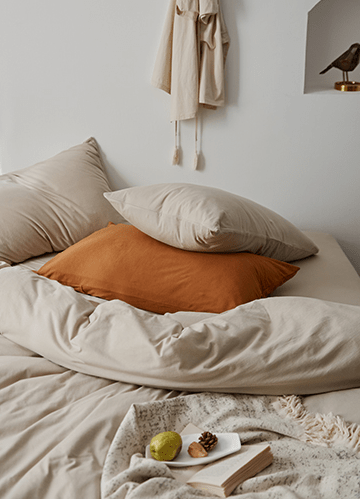 Solid Bedding Set / White