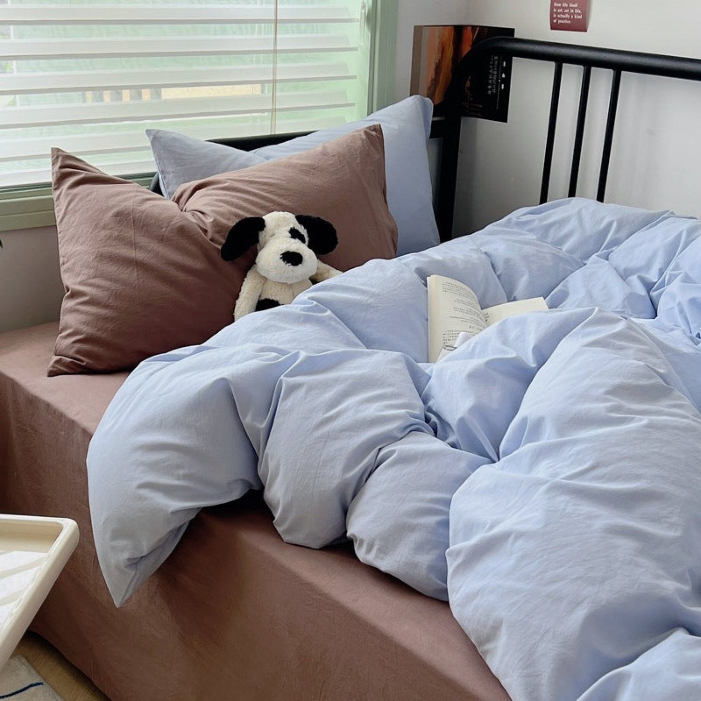 Spring Mixed Washed Cotton Bedding Set / White + Purple