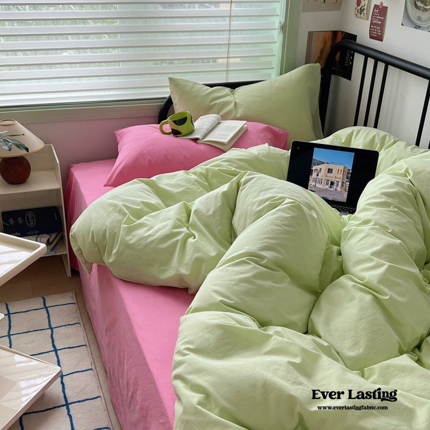 Spring Mixed Washed Cotton Bedding Set / White + Purple