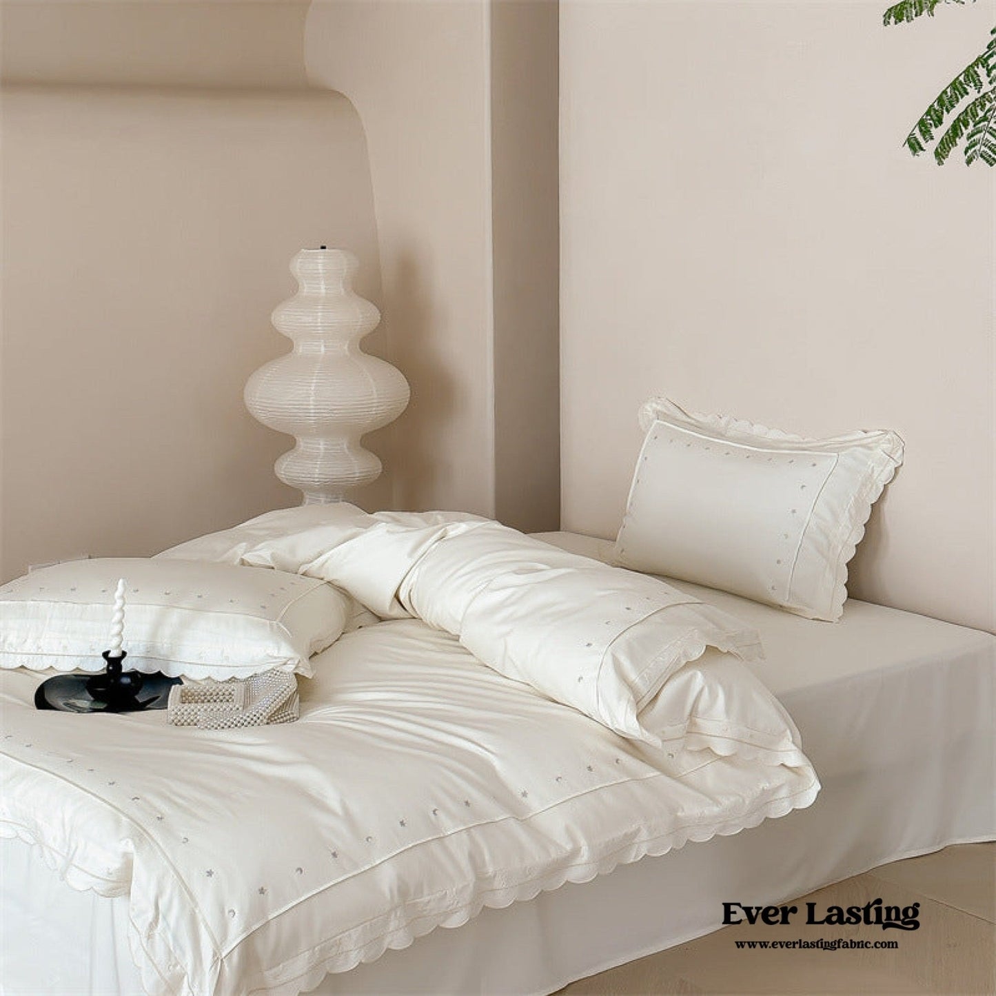 Star Gaze Short Cake Ruffle Bedding Set / Purple