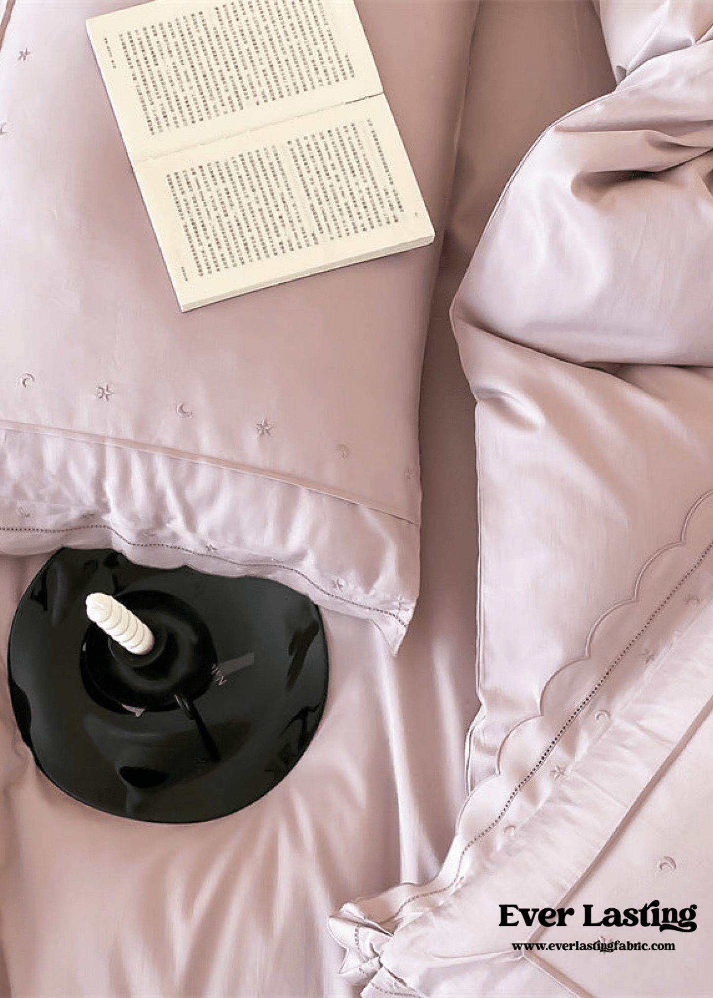 Star Gaze Short Cake Ruffle Bedding Set / White