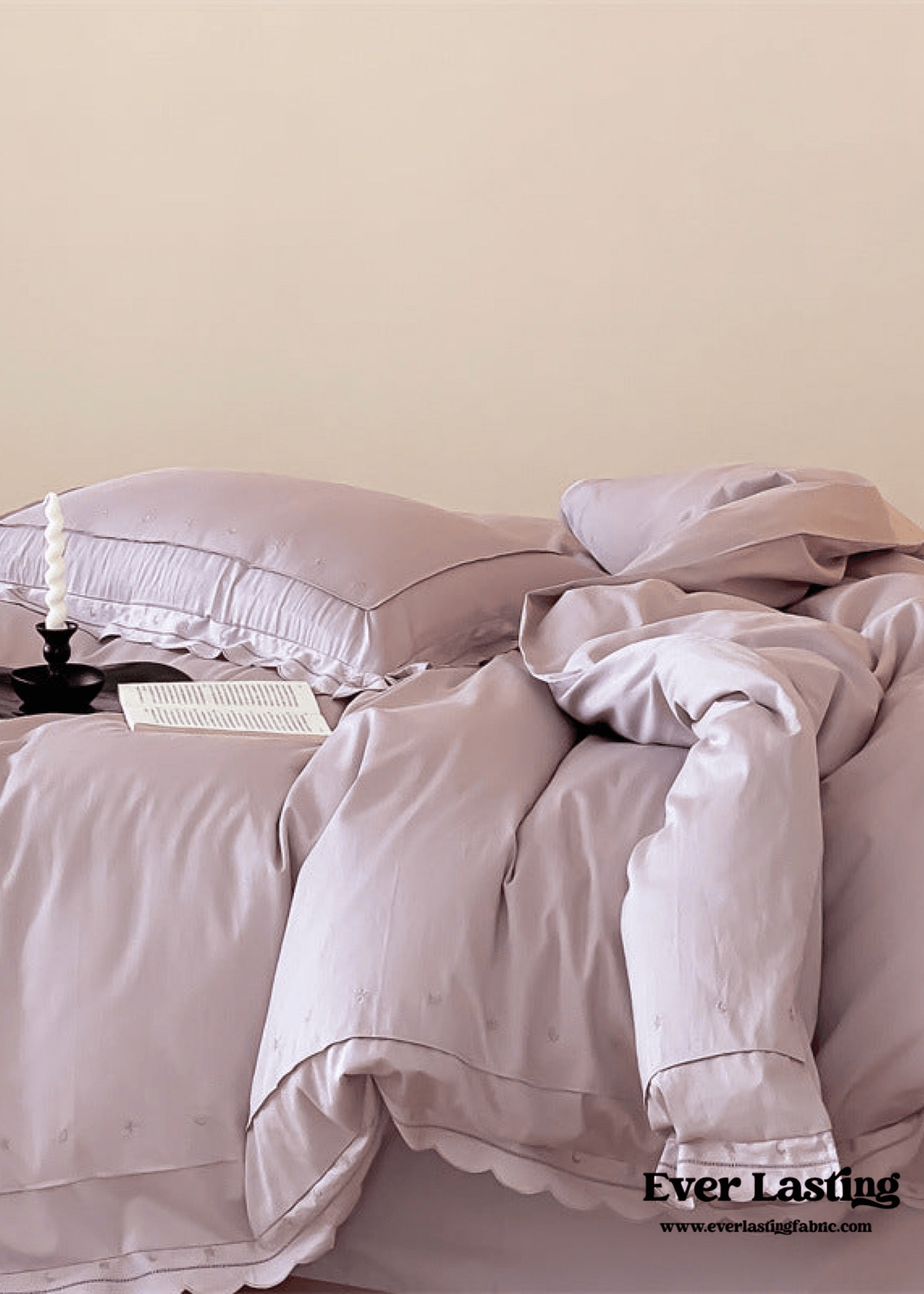 Star Gaze Short Cake Ruffle Bedding Set / White