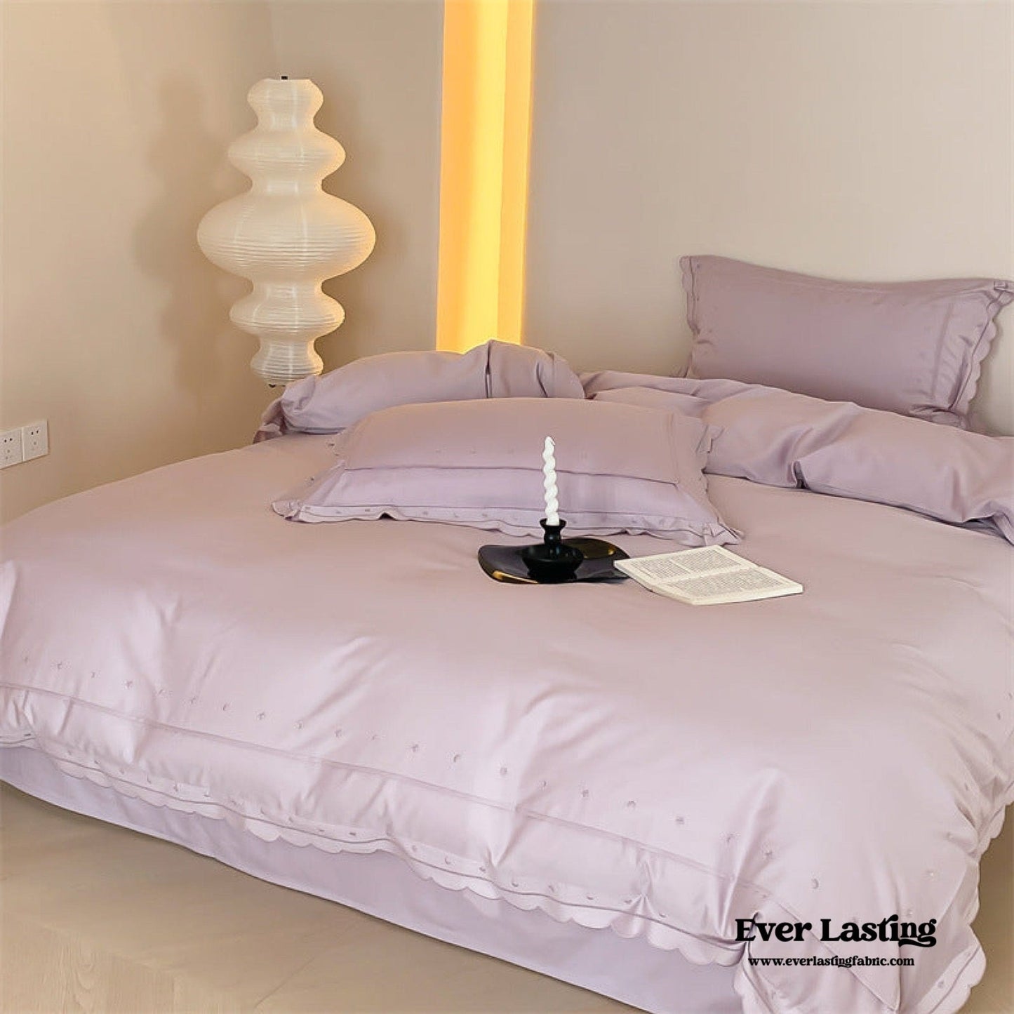 Star Gaze Short Cake Ruffle Bedding Set / White