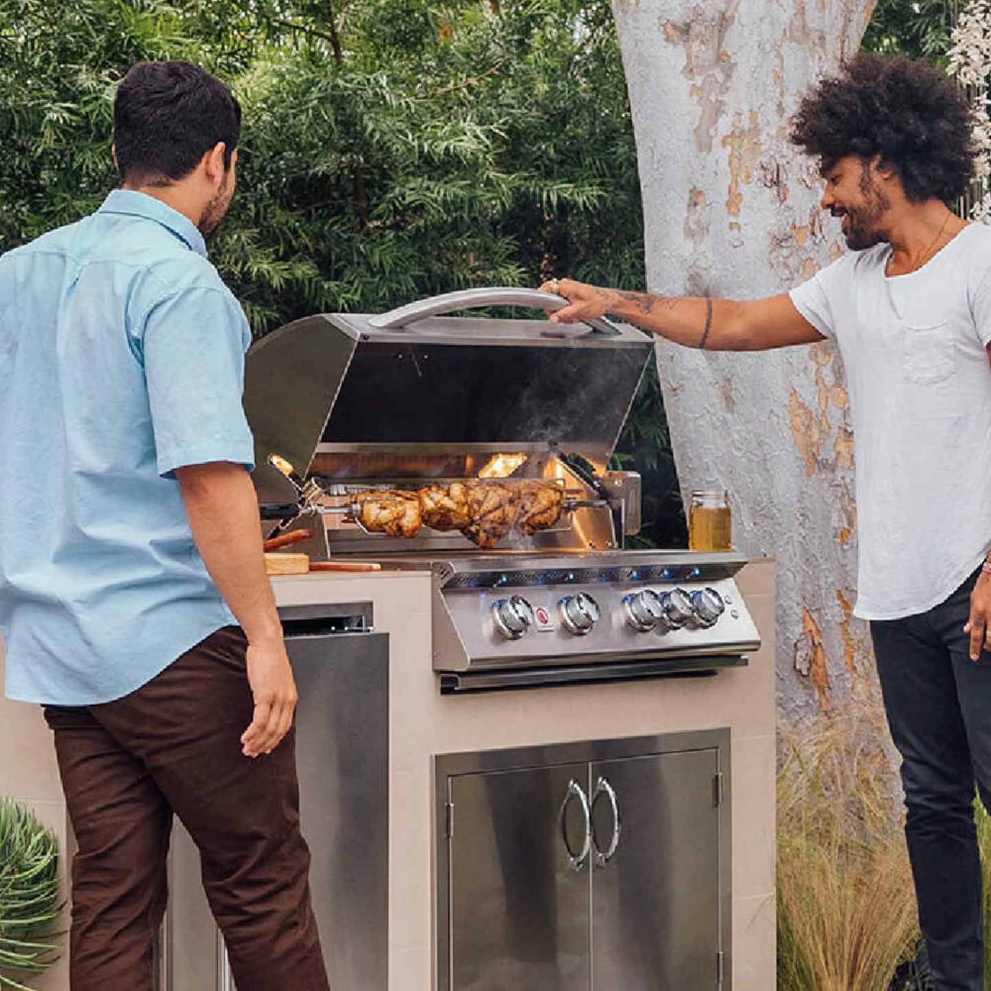 Summerset Sizzler Pro Premium Outdoor Built-In Gas Grill [SIZPRO] (SAK56324)