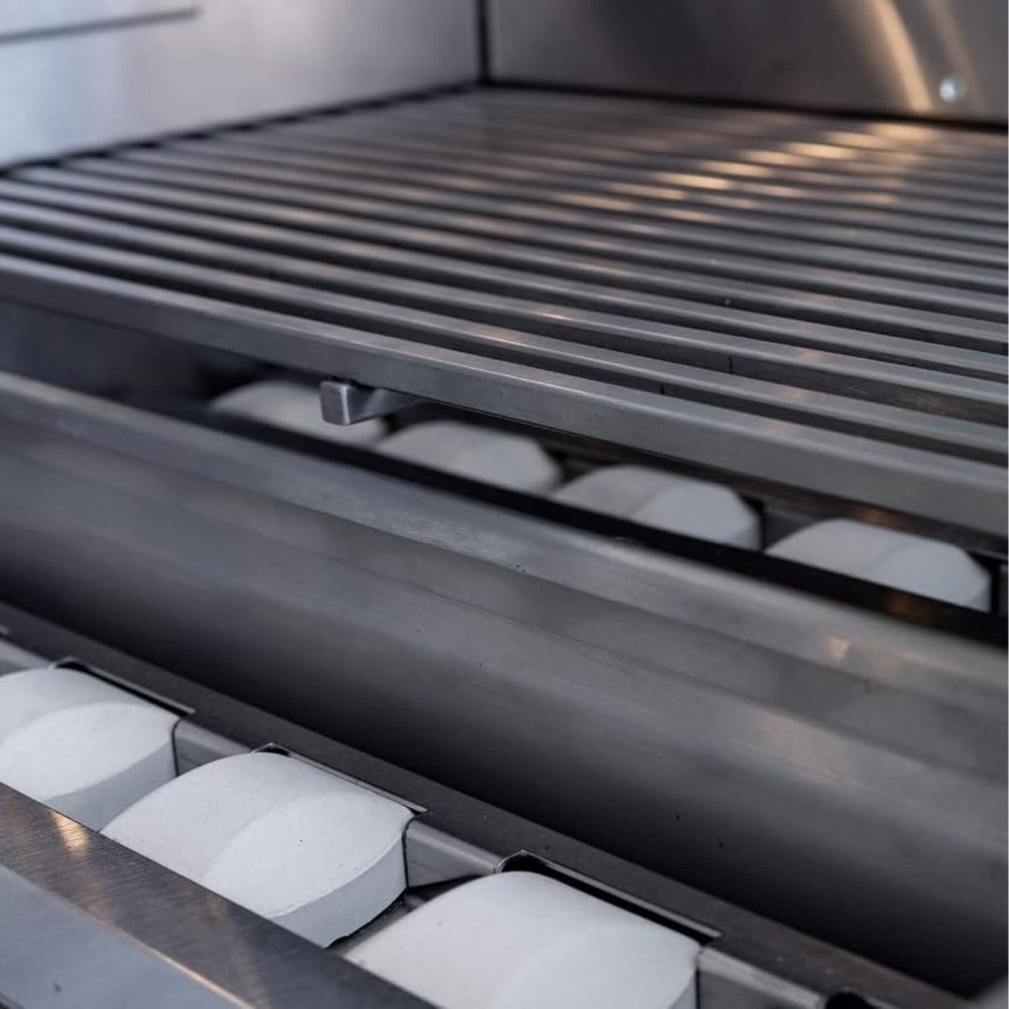 Summerset TRL Pro Built-In Grill With Rear Infrared Burner And Rotisserie Kit [TRLPRO] (SAK94108)