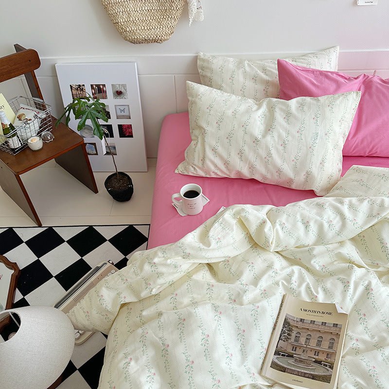 Sweet Floral Bedding Set / Cream