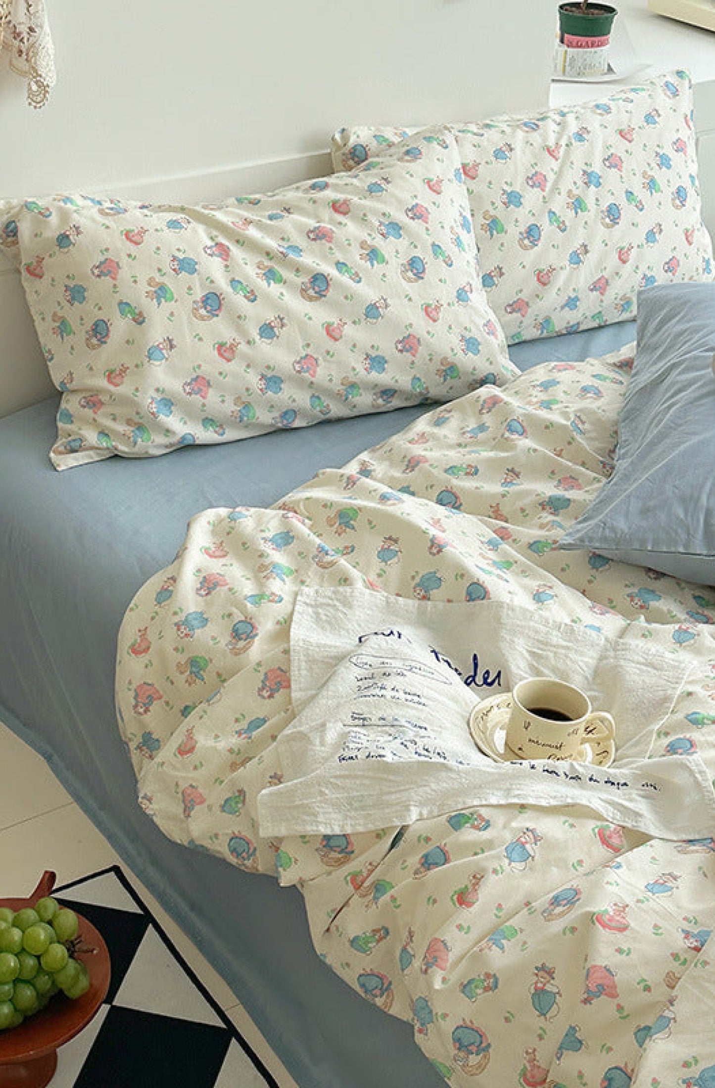 Sweet Floral Bedding Set / Floral Blue