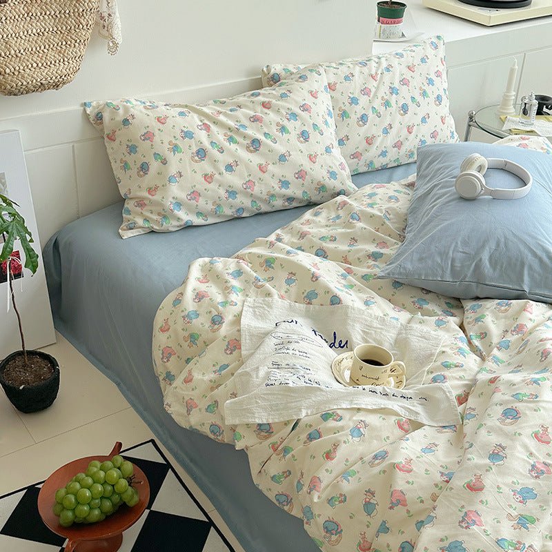 Sweet Floral Bedding Set / Pink