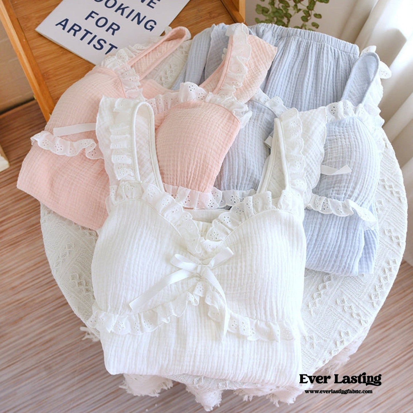 Sweet Ruffle Shorts Pajama Set / White