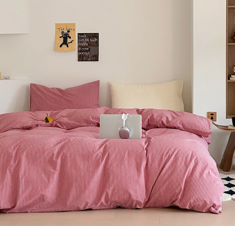 Thin Striped Bedding Set / Blue