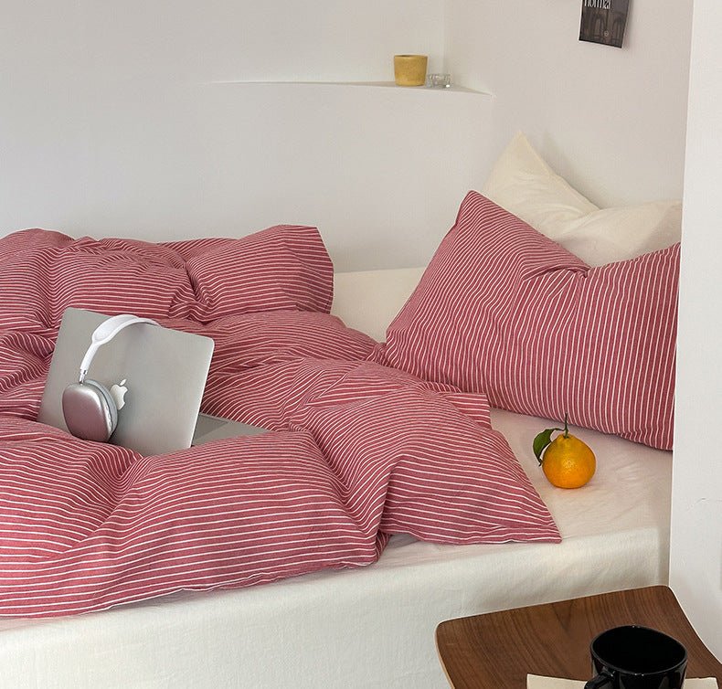 Thin Striped Bedding Set / Blue