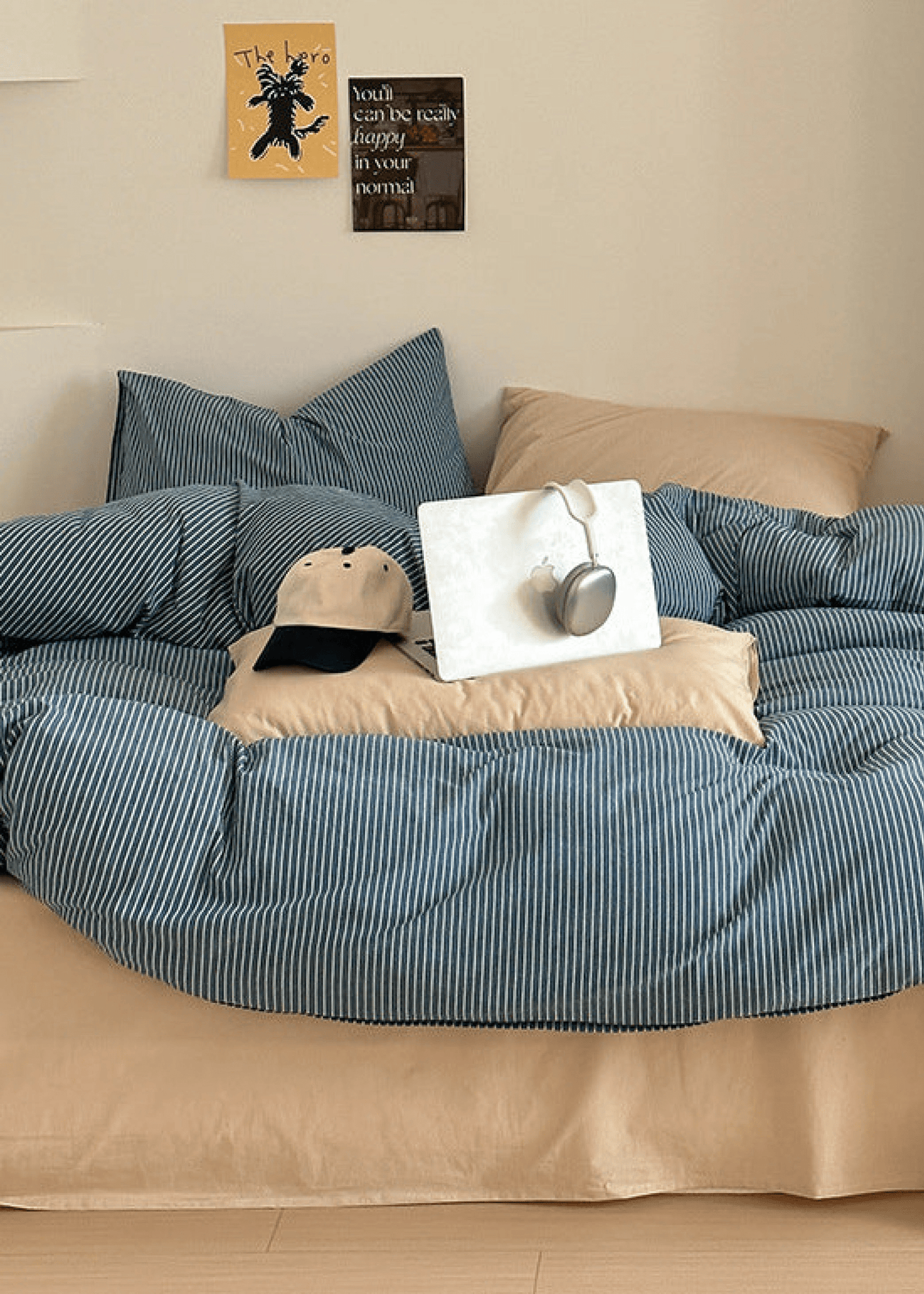Thin Striped Bedding Set / Red