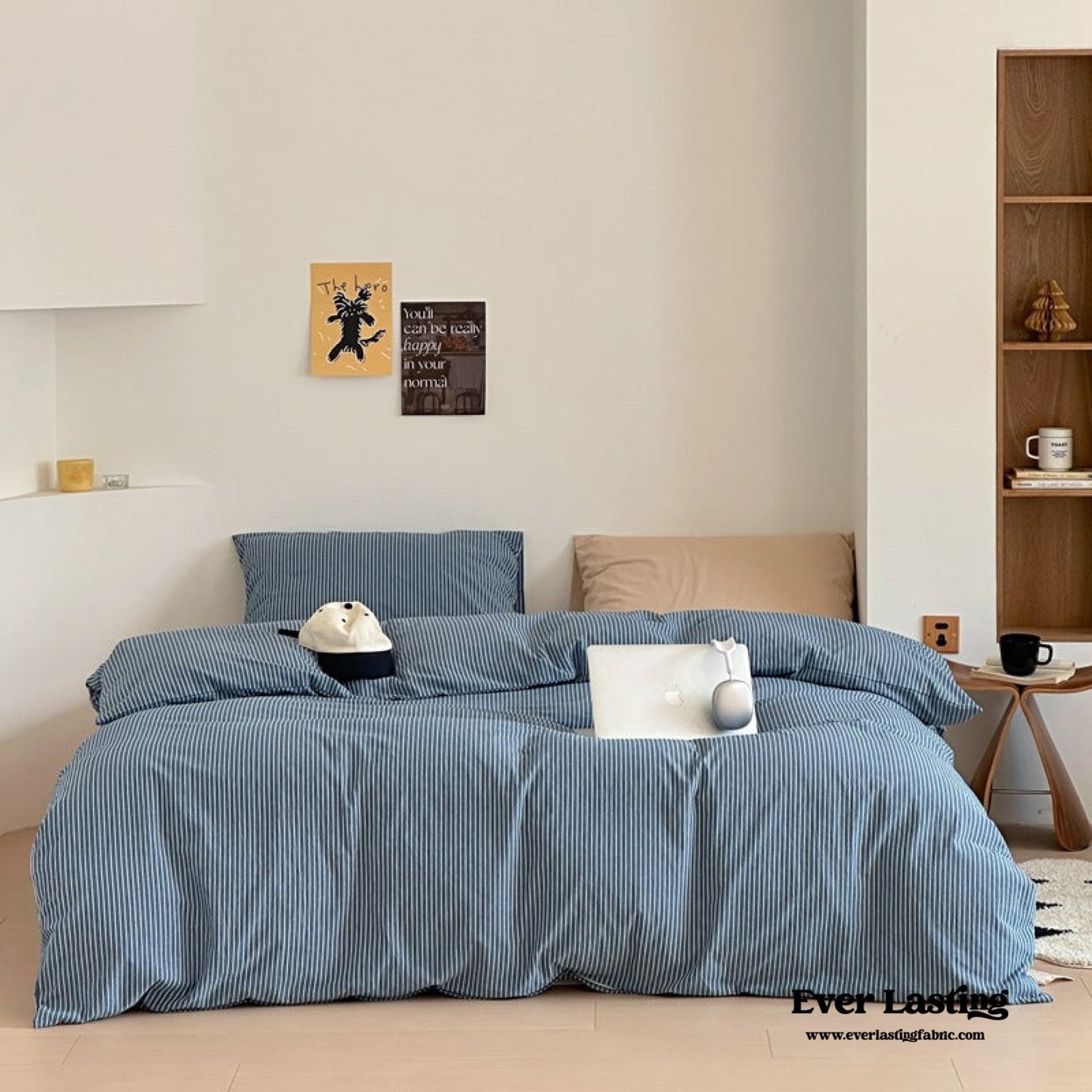 Thin Striped Duvet Cover / Red
