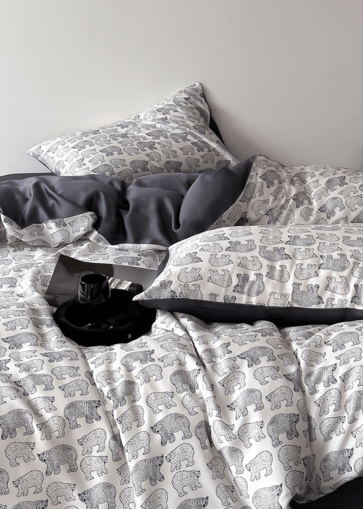 Twilight Zone Silky Tencel Bedding Set / White + Gray