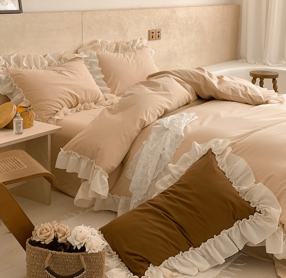 Vintage Earth Tone Large Ruffle Bedding Set / Royal Blue