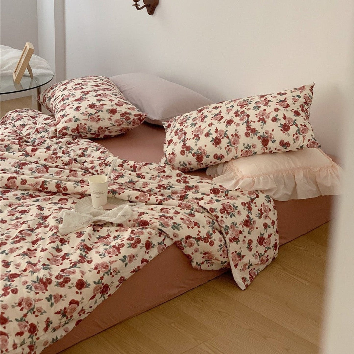 Vintage Floral Jersey Knit Bedding Set / Maroon Red