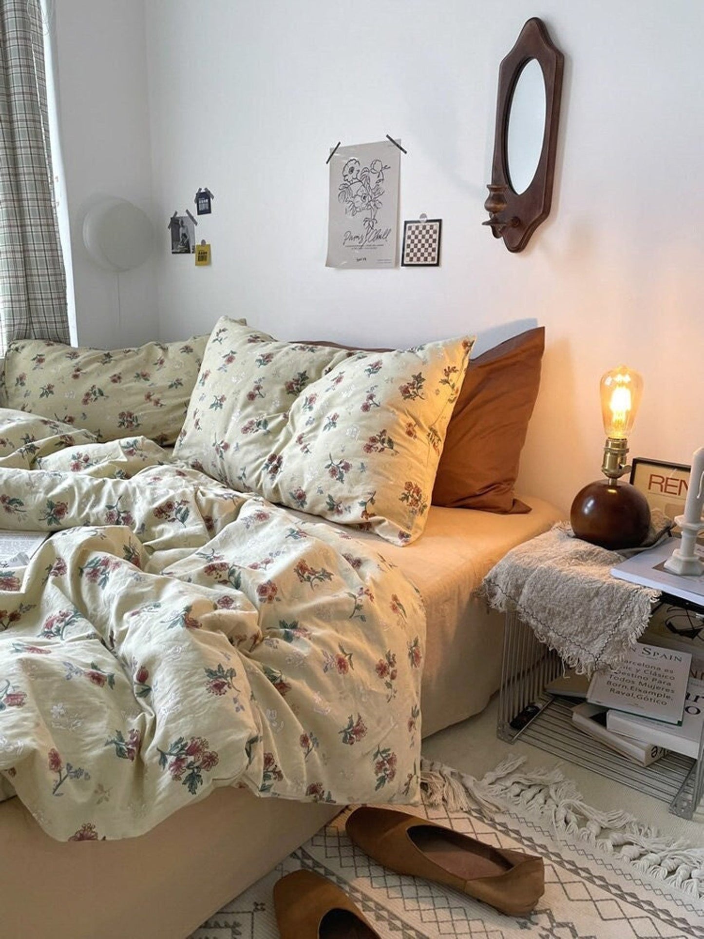 Vintage Inspired Floral Bedding Set / Brown + Beige