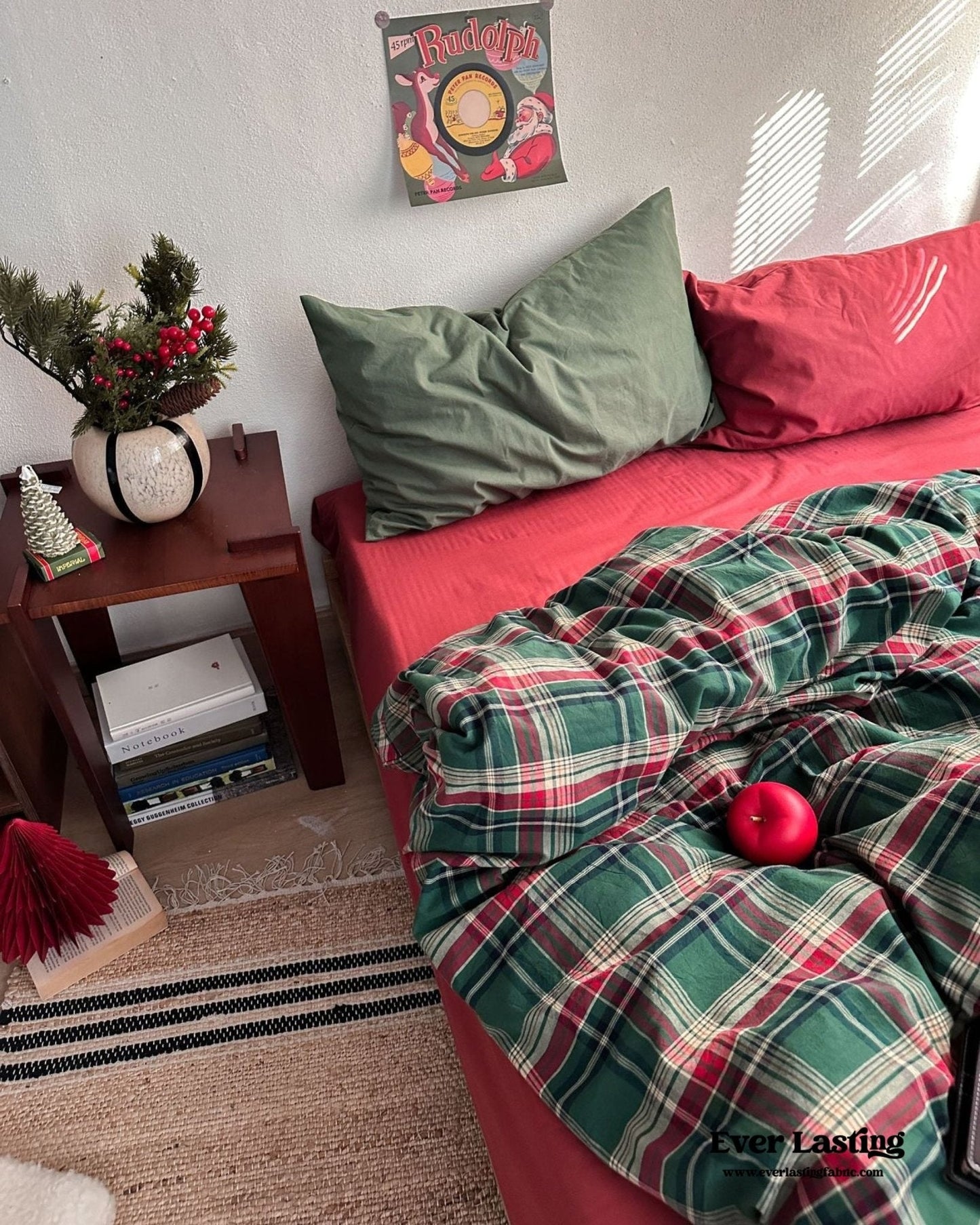 Vintage Plaid Bedding Set / Red & Green