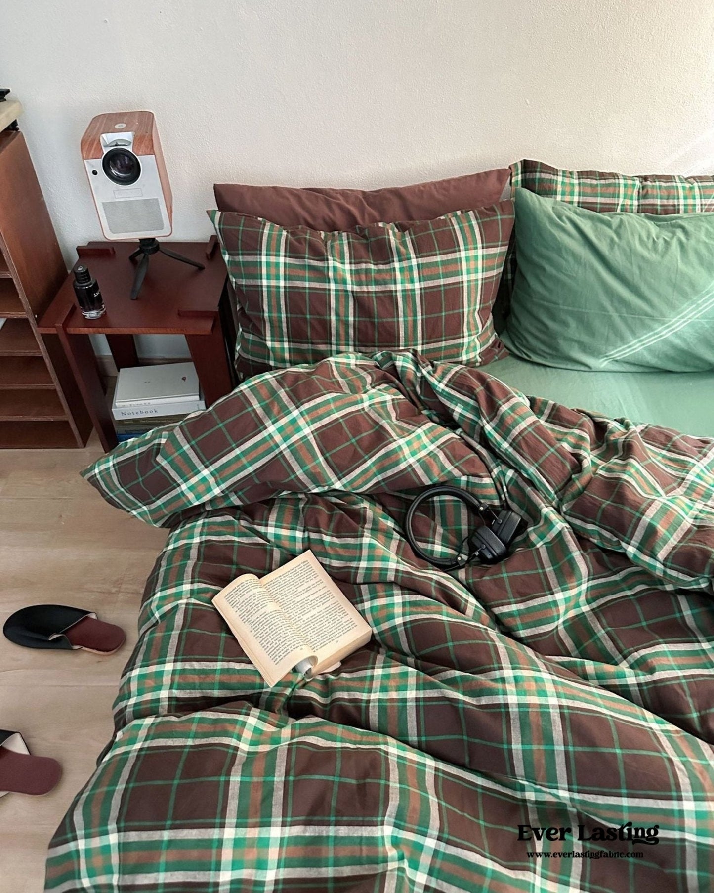 Vintage Plaid Bedding Set / Red & Green