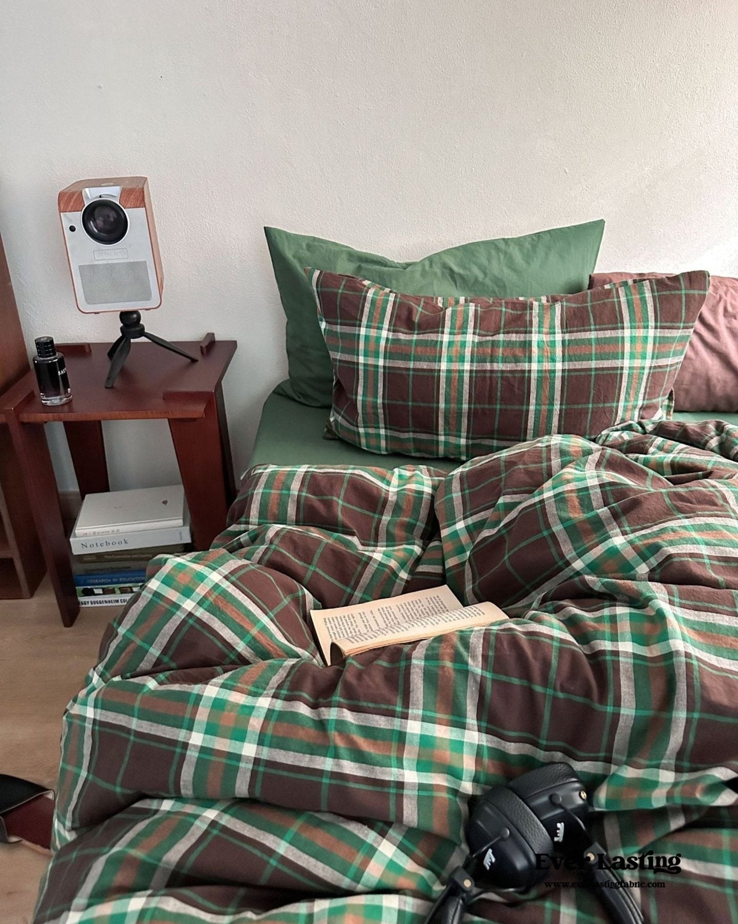 Vintage Plaid Bedding Set / Red & Green
