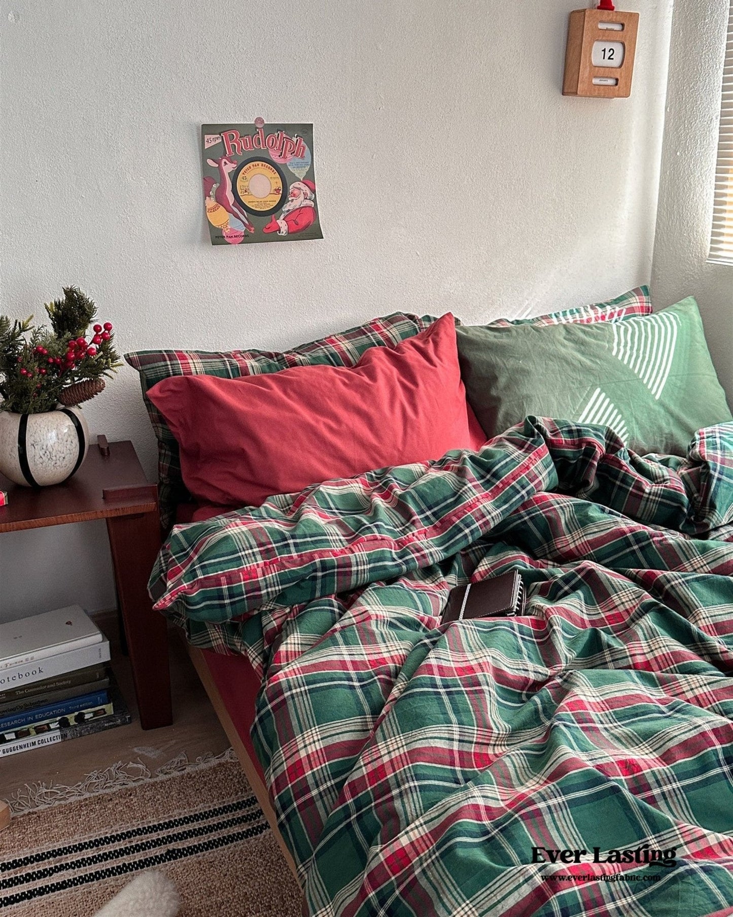 Vintage Plaid Bedding Set / Red & Green