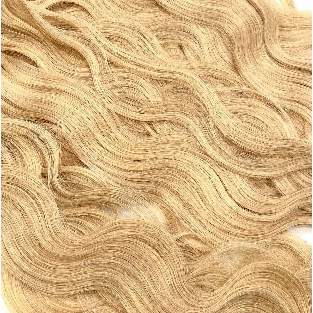 VIP M-Tip System Tape Hair Extensions 100 Strands Wavy 18"