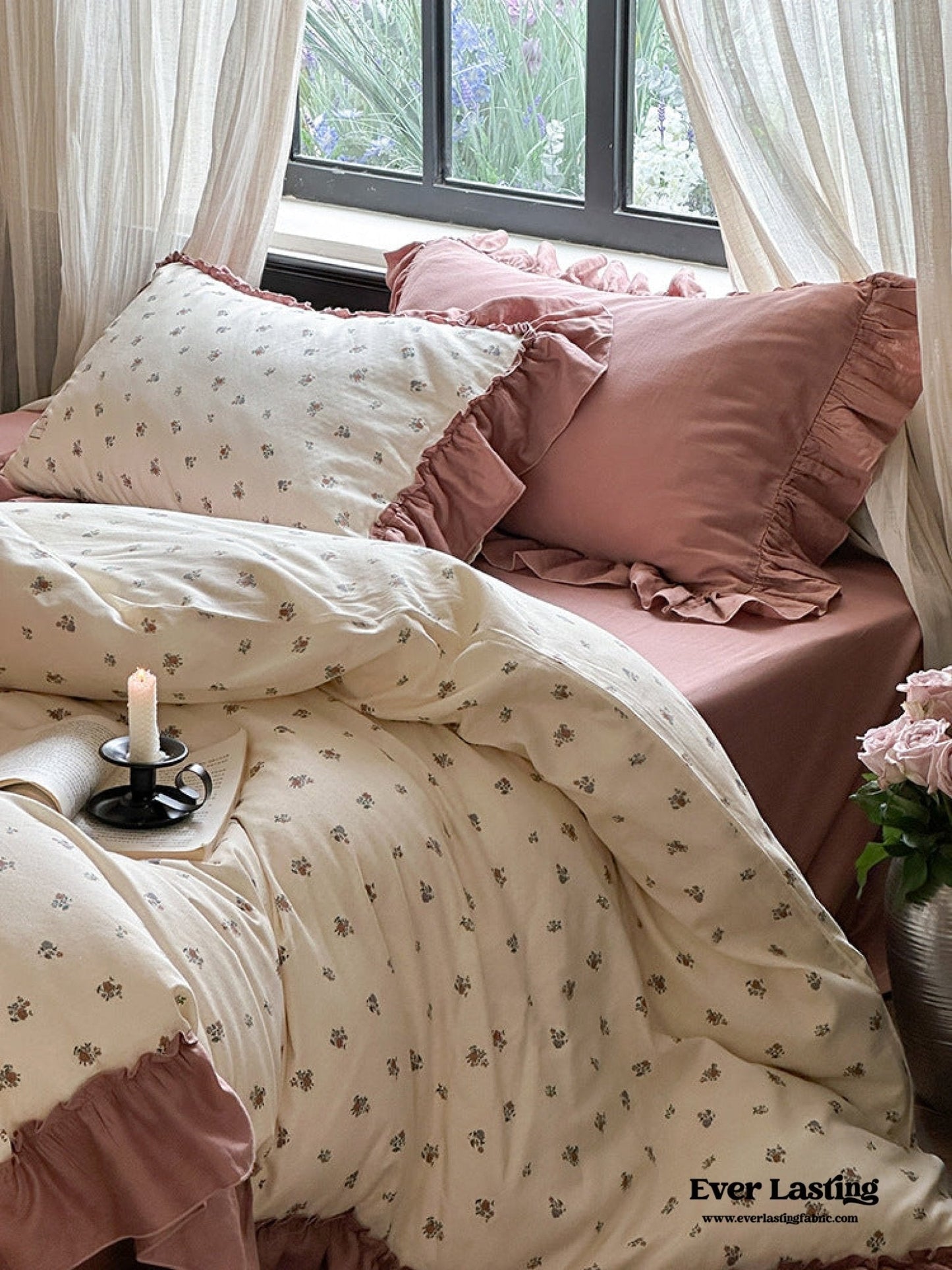 Vivienne Floral Double Gauze Bedding Set / Blush Pink