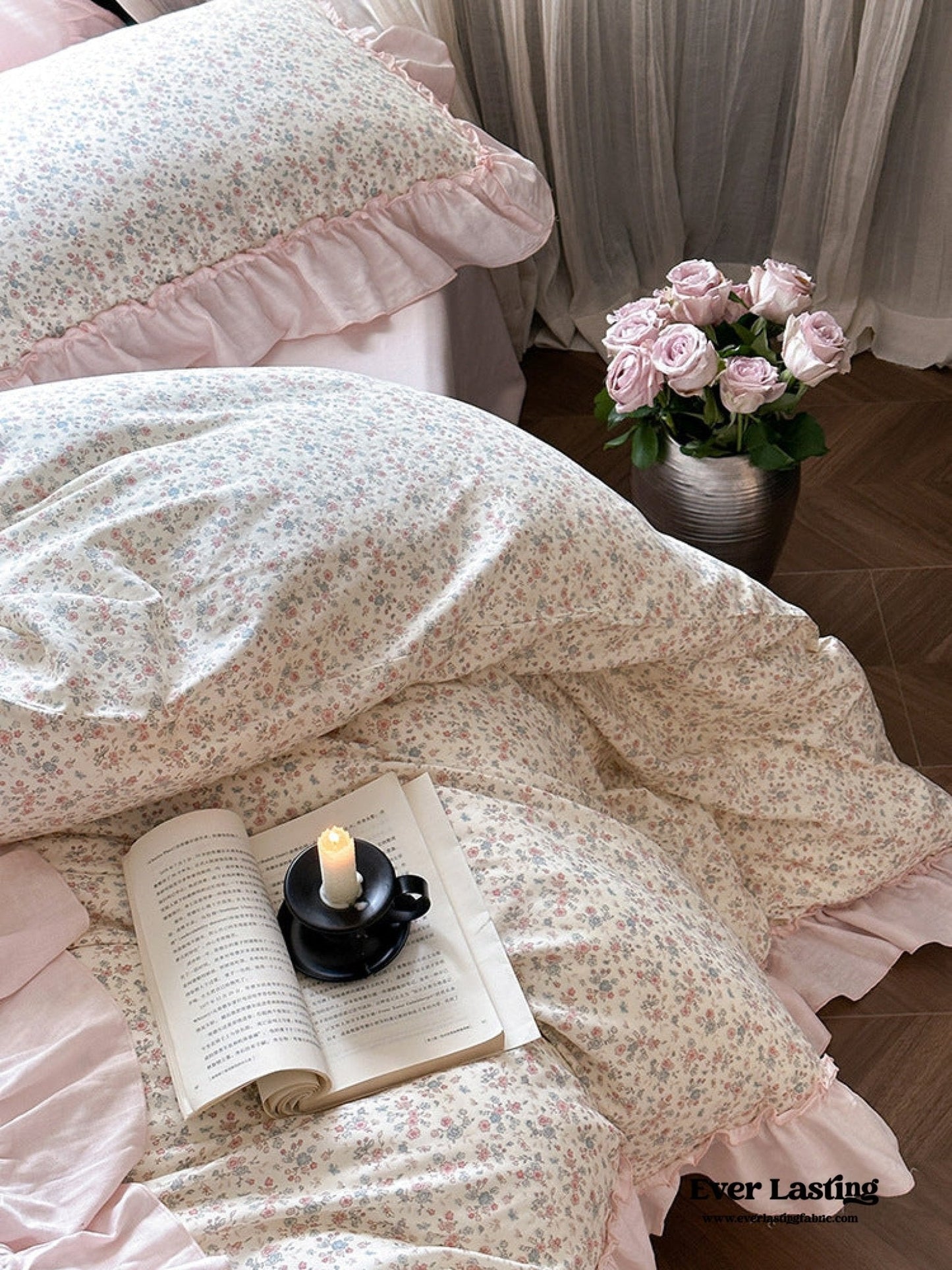 Vivienne Floral Double Gauze Bedding Set / Maroon Red
