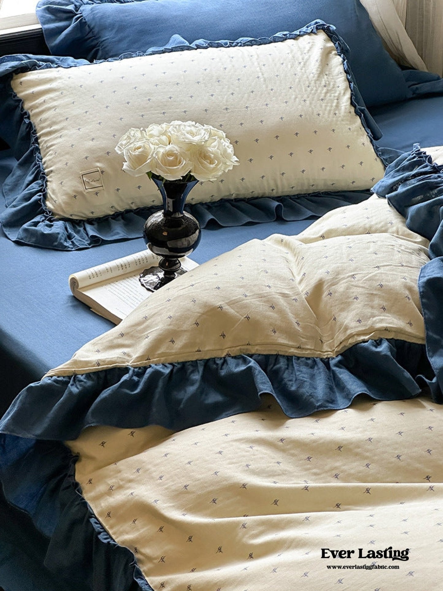 Vivienne Floral Double Gauze Bedding Set / Maroon Red